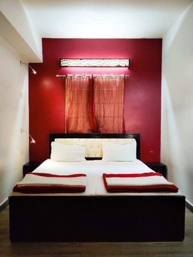 Joey'S Hostel Delhi Nuova Delhi Esterno foto