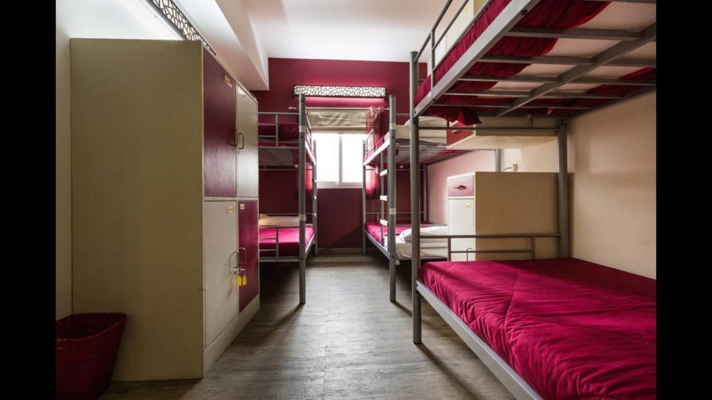 Joey'S Hostel Delhi Nuova Delhi Esterno foto