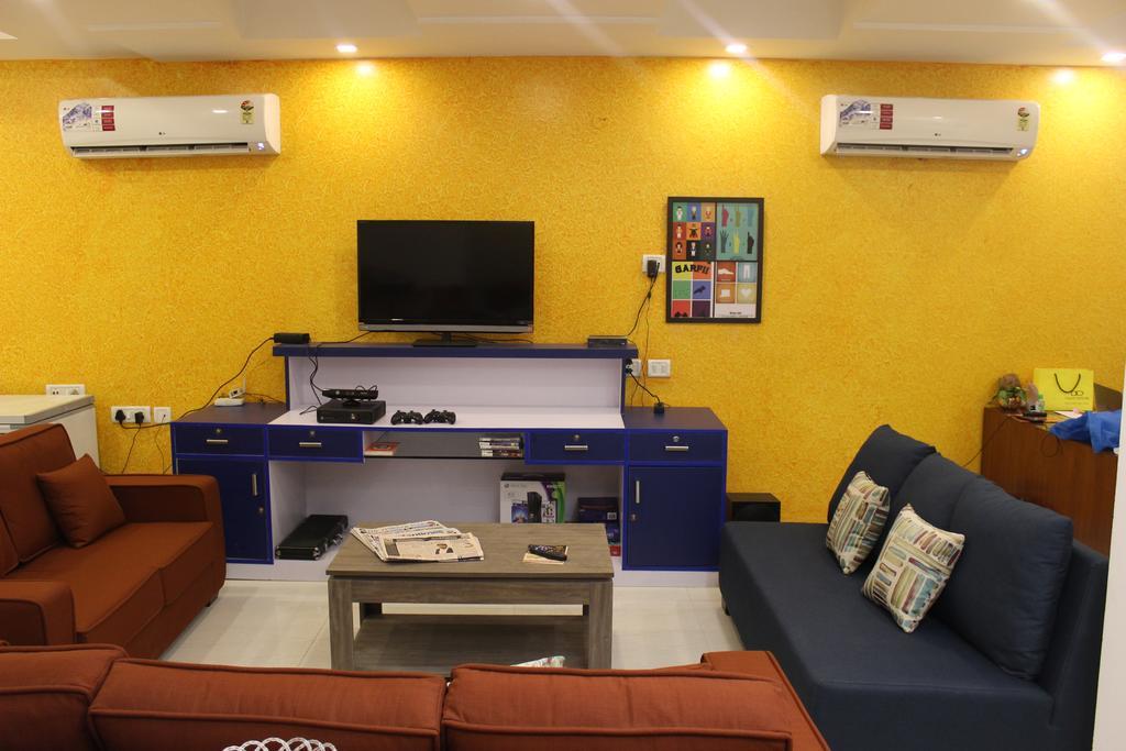 Joey'S Hostel Delhi Nuova Delhi Esterno foto